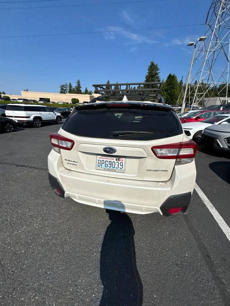 Used 2019 Crystal White Pearl Subaru 2.0i Premium image 4