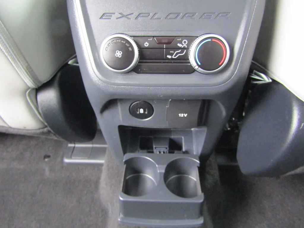 Used 2025 Star White Ford Active image 21