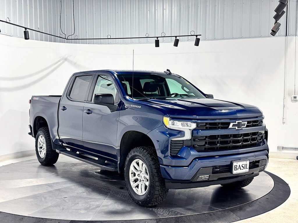 Used 2022 Blue Chevrolet RST image 39