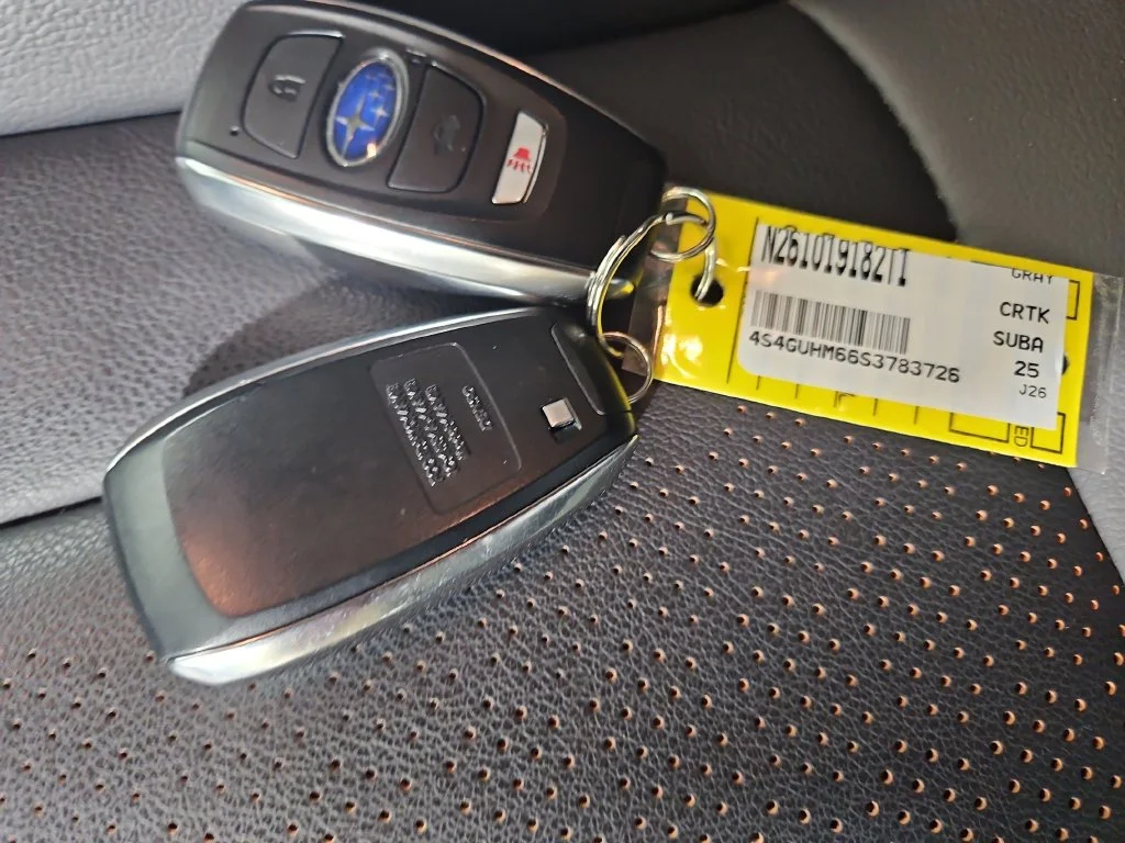 Certified Used 2025 Gray Subaru Limited image 29