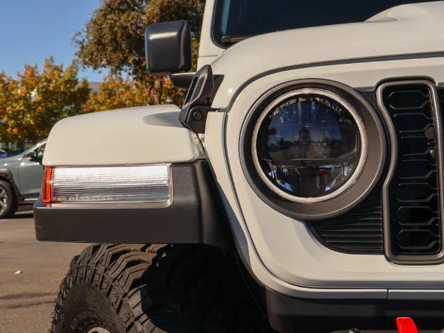 Used 2026 White Jeep Rubicon X image 3
