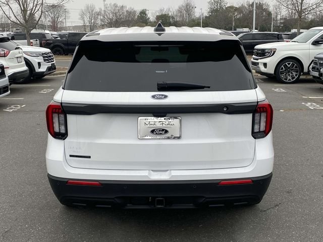New 2025 White Ford Base image 27