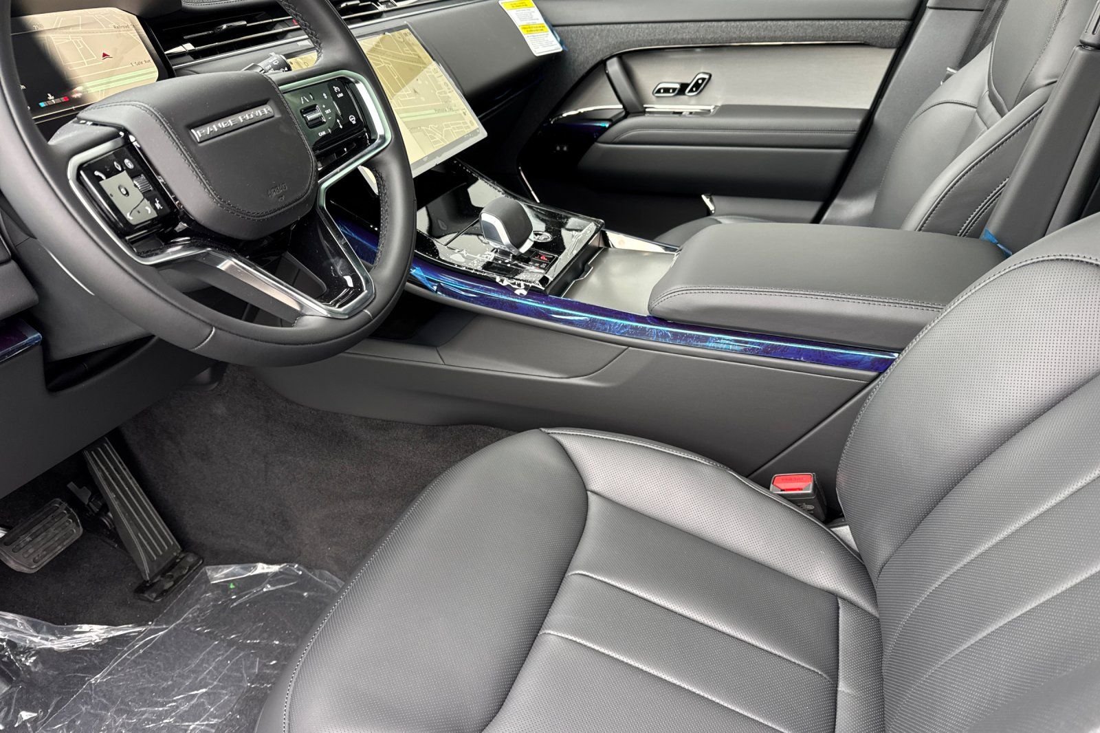 New 2026 Varesine Blue Land Rover SE image 9