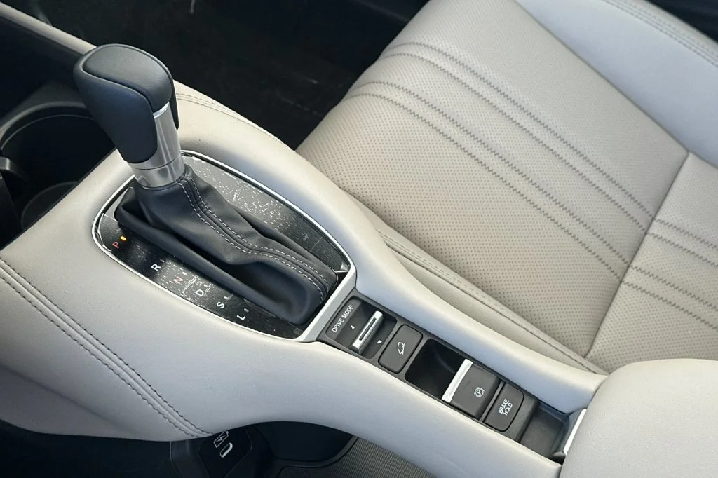 New 2027 Platinum White Pearl Honda EX-L image 26