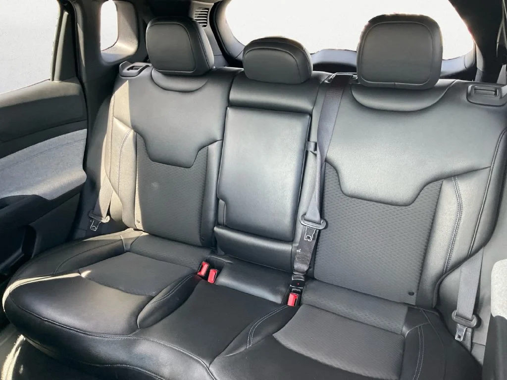 Used 2024 Black Jeep Latitude image 10