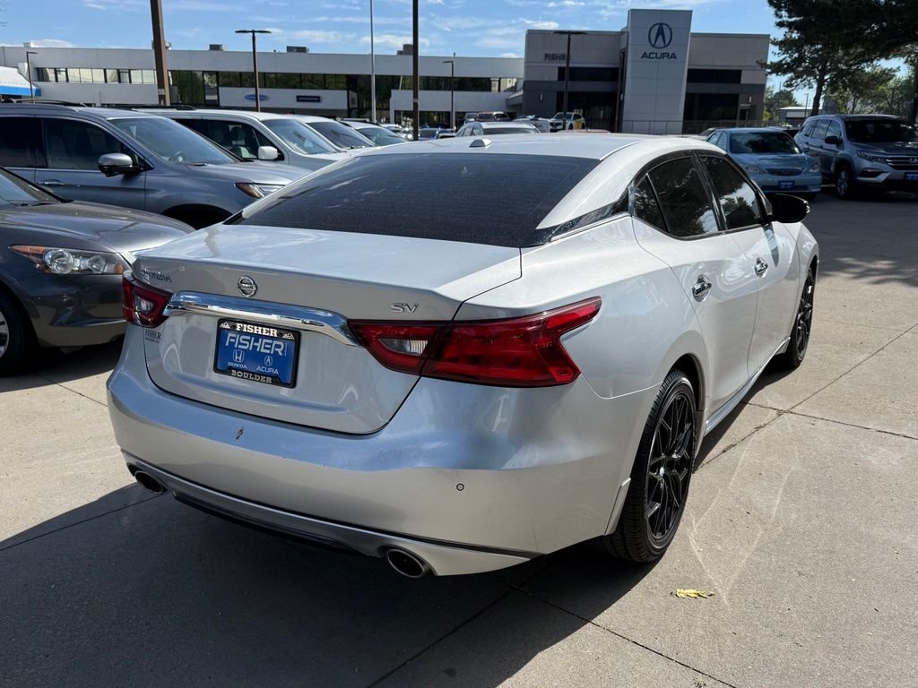 Used 2017 Brilliant Silver Nissan 3.5 SV image 4