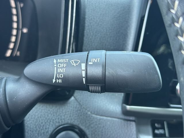 Certified Used 2025  Toyota SE image 28