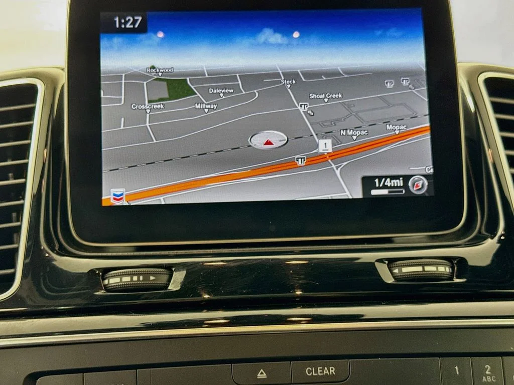 Used 2018  Mercedes-Benz GLS 450 image 16