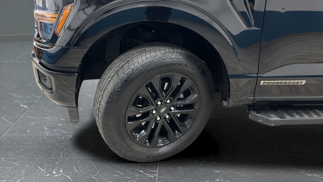 Used 2024 Agate Black Metallic Ford XLT image 34