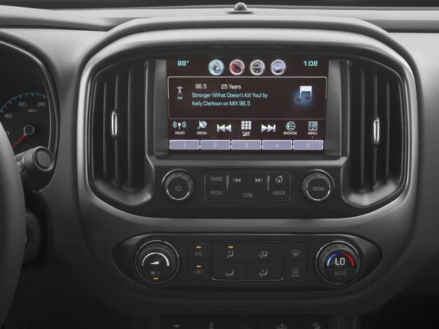 Used 2018 Black Chevrolet 4WD Z71 image 13