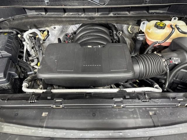 Used 2022 Gray GMC SLT image 9