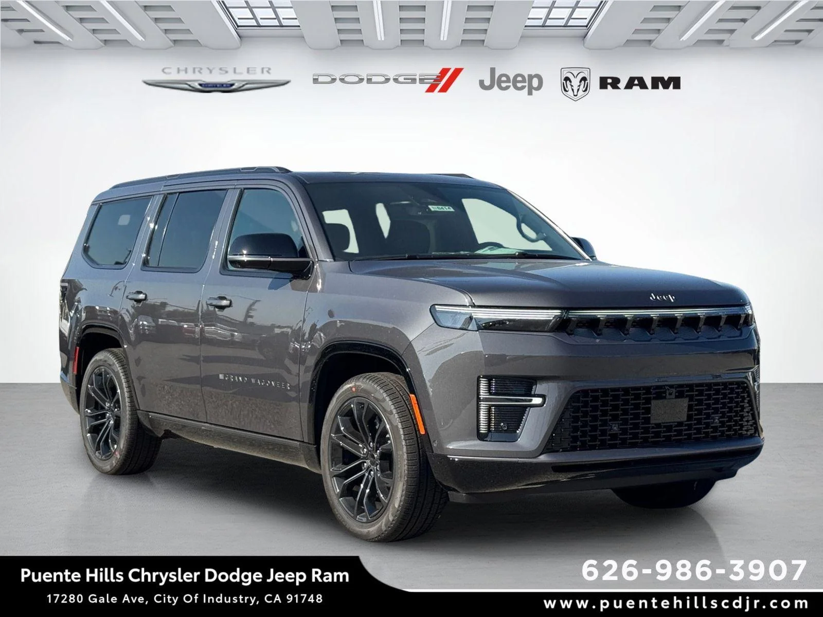 2026 Jeep Grand Wagoneer Summit Obsidian 4WD's photo