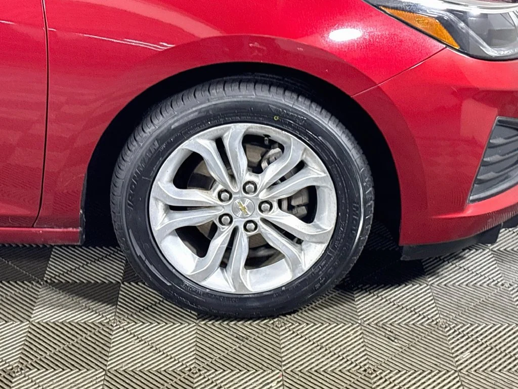 Used 2019 Red Chevrolet LT image 22