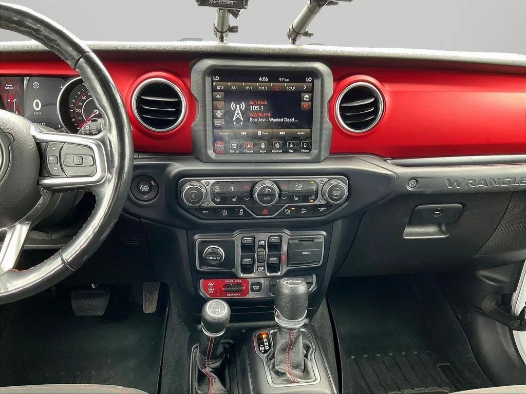 Certified Used 2019 White Jeep Unlimited Rubicon image 9