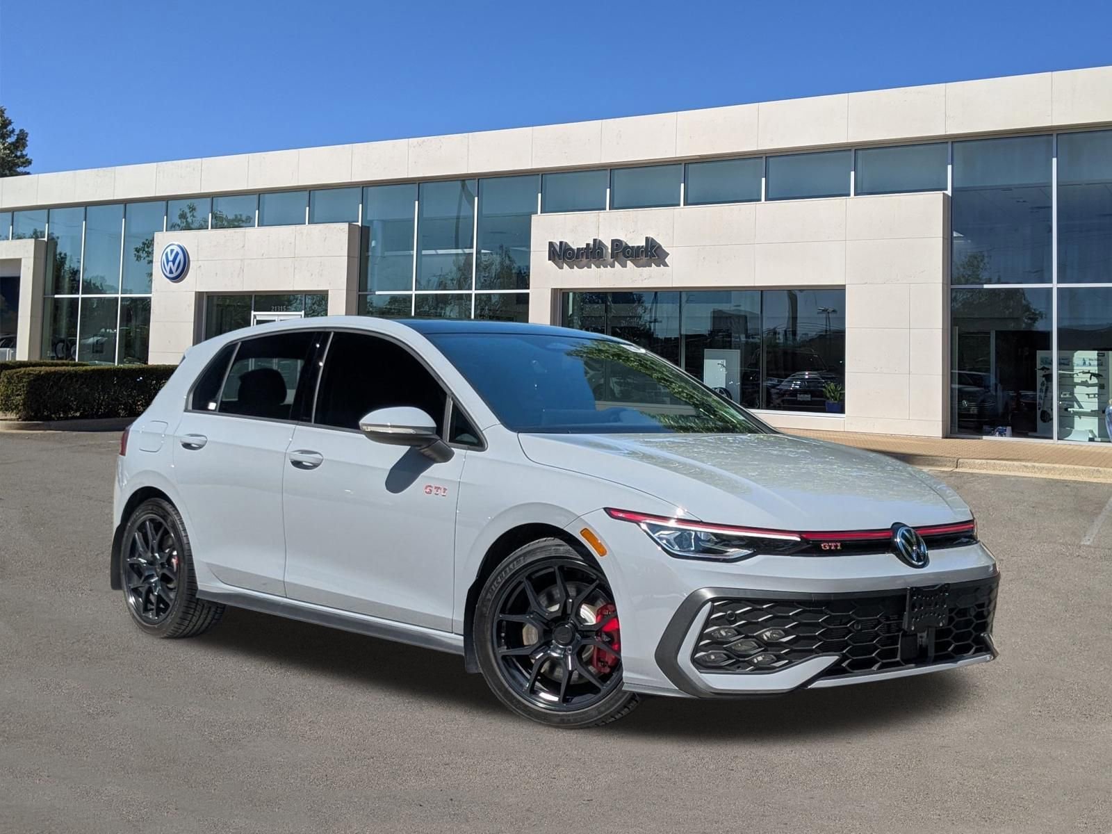2026 Volkswagen Golf GTI 2.0T SE 4-door DSG's photo