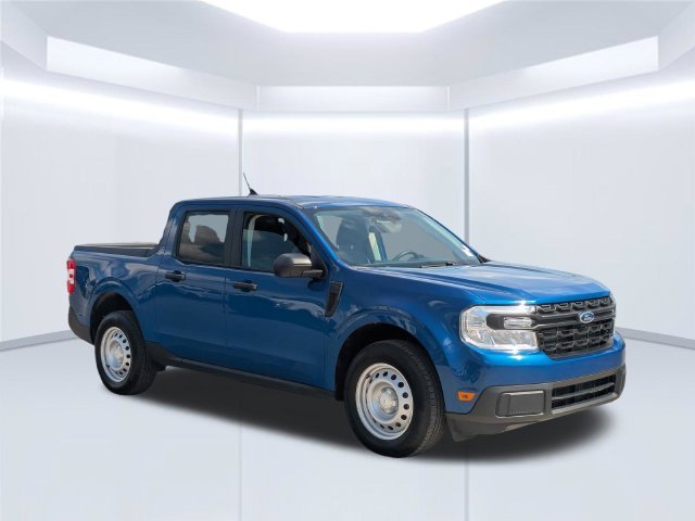 Used 2024 Blue Ford XL image 8