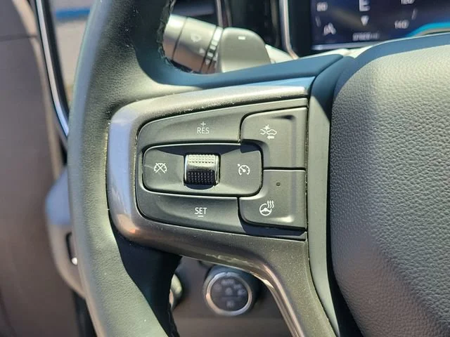 Certified Used 2025 Sterling Gray Metallic Chevrolet High Country image 31