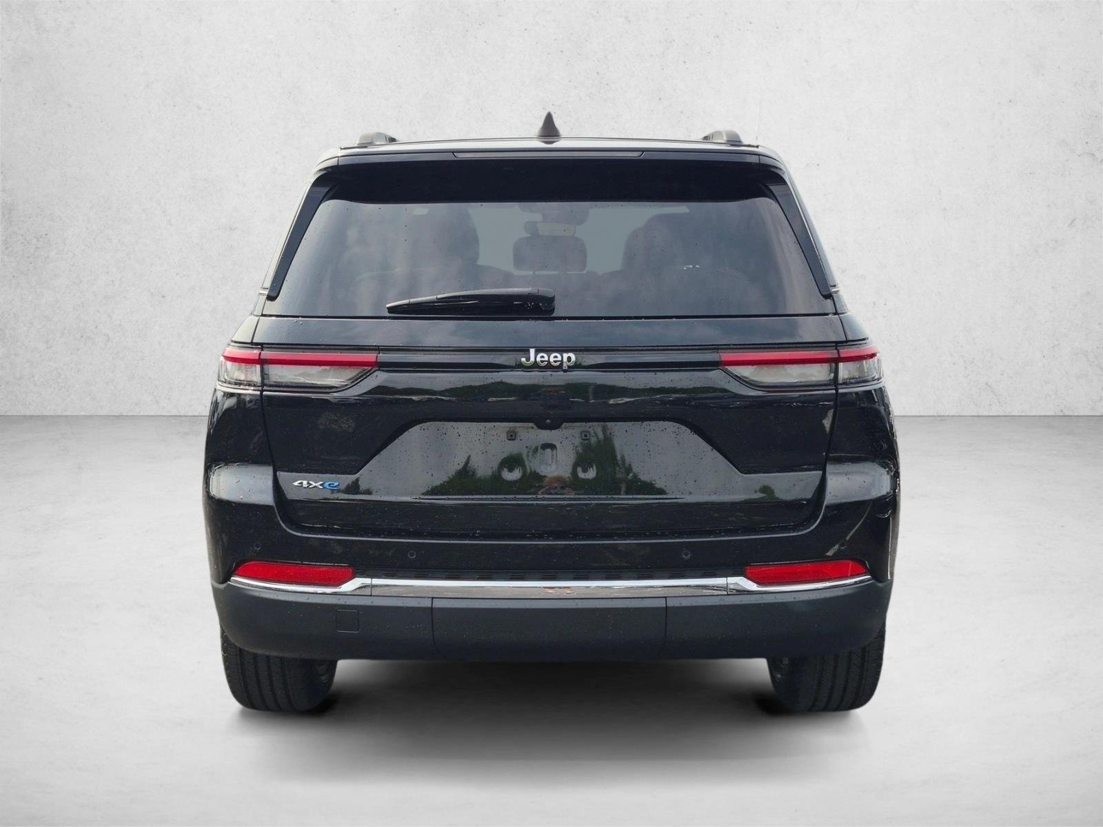 Used 2022 Diamond Black Crystal Pearlcoat Jeep  image 7