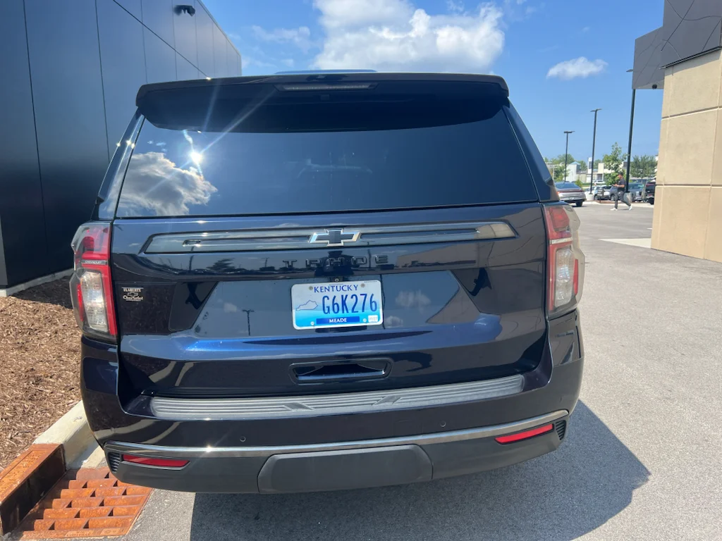Used 2022 Midnight Blue Metallic Chevrolet Z71 image 3