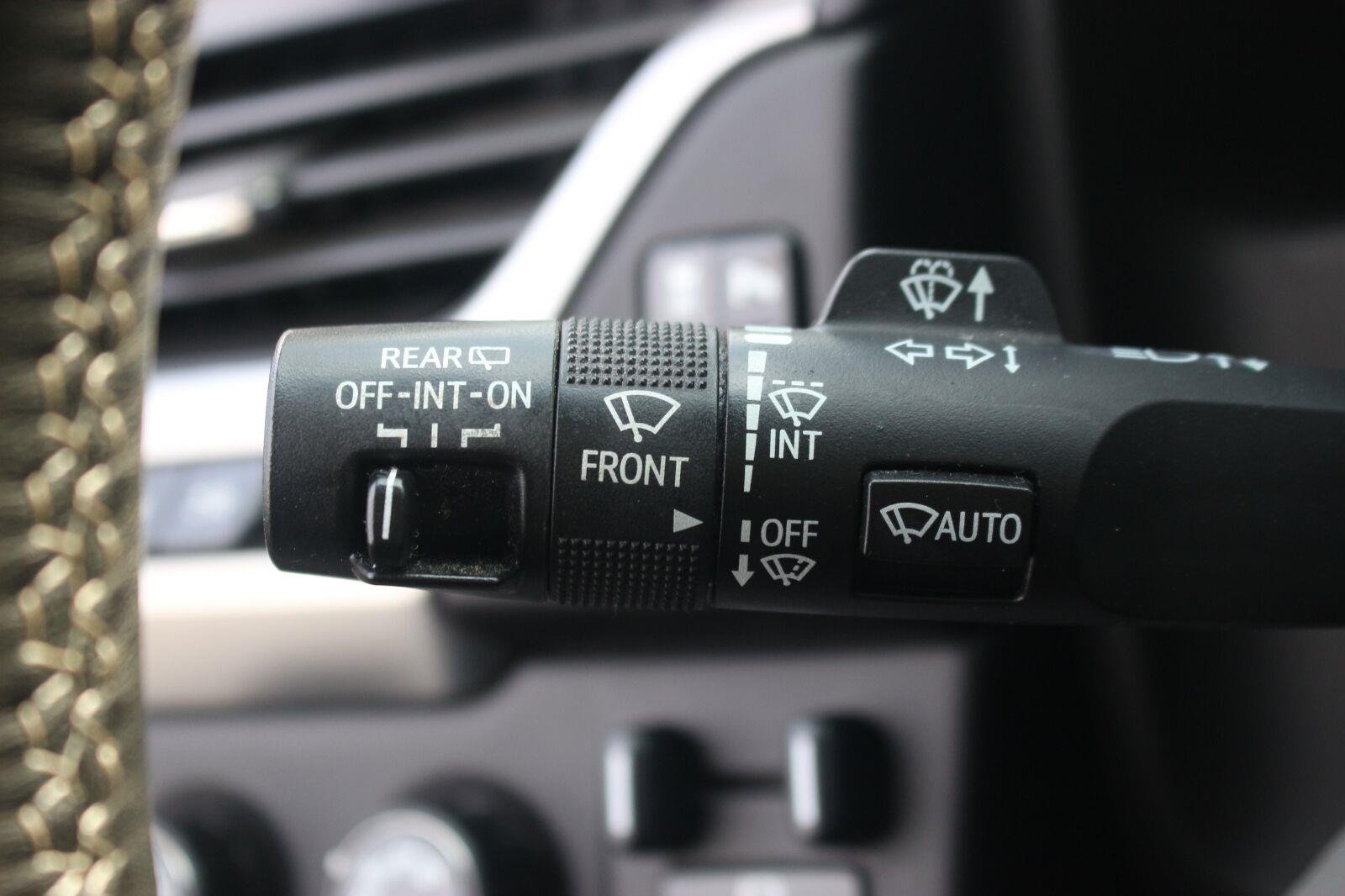 Used 2020 BLACK Chevrolet Premier image 22
