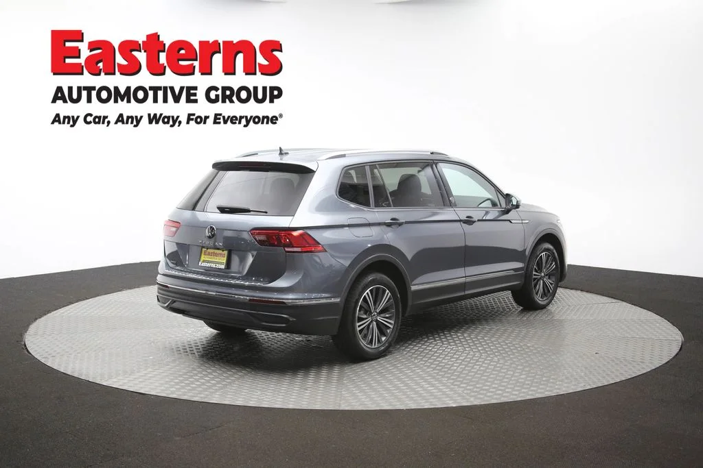 Used 2024 Gray Volkswagen 2.0T Wolfsburg Edition image 38