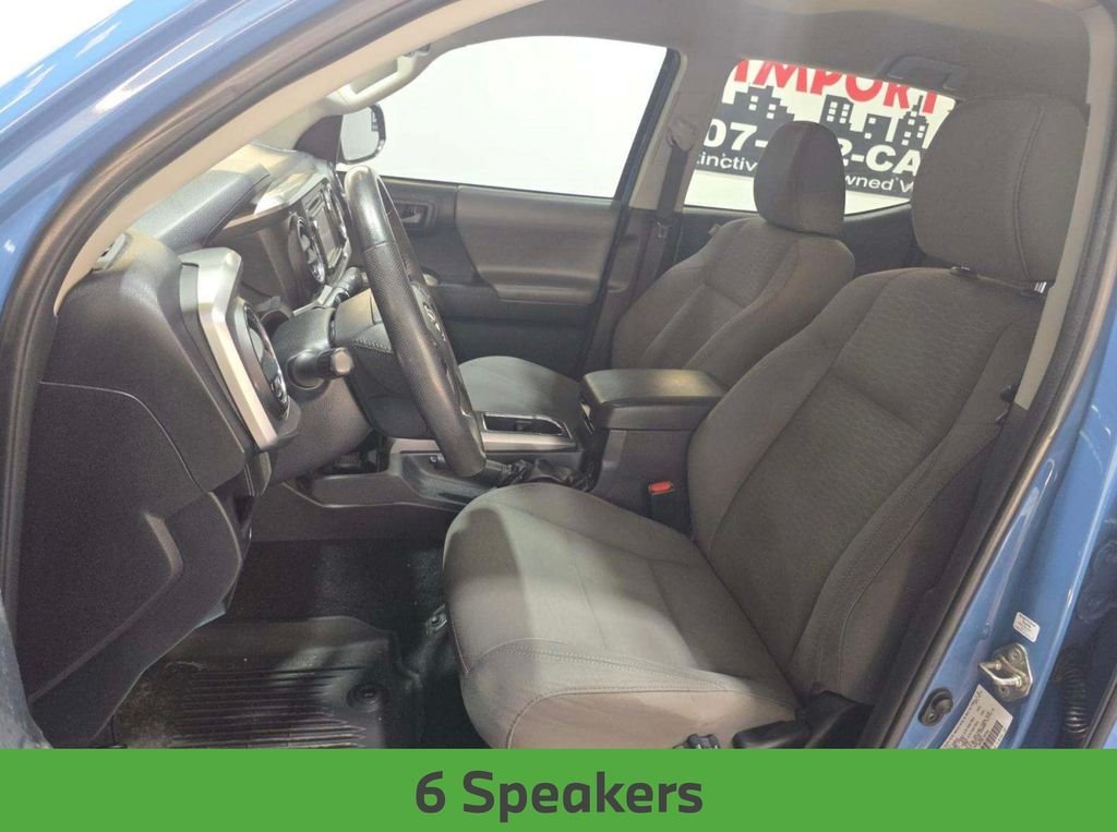 Used 2019 Blue Toyota SR5 image 5