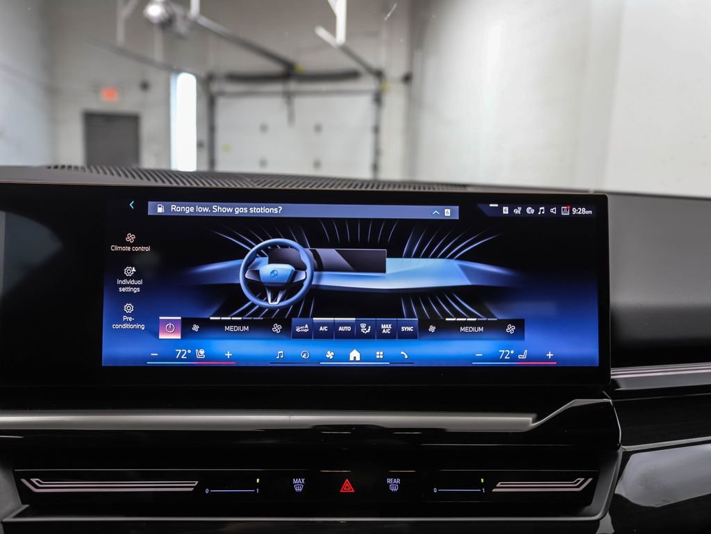 2026 BMW 5 Series 530i - Photo 16