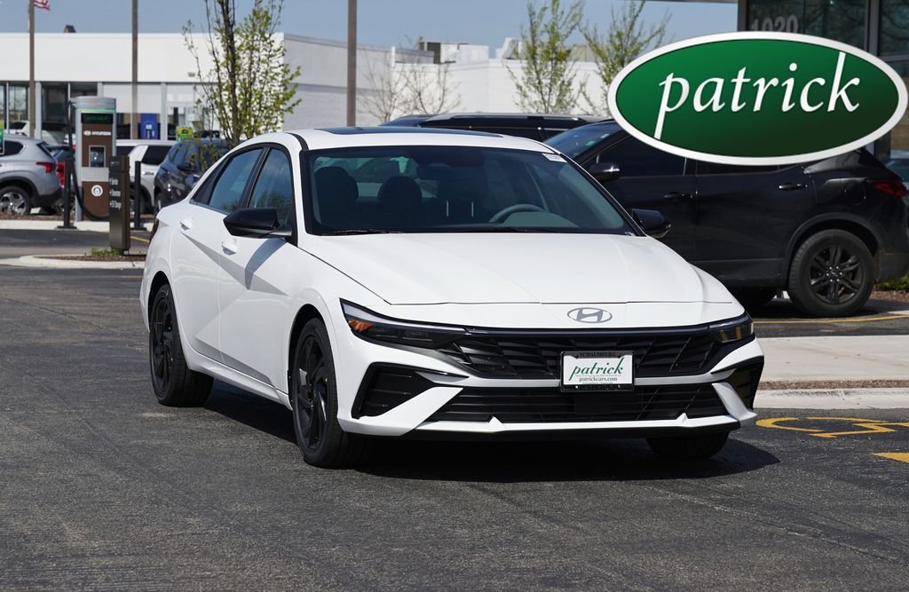 New 2026 Serenity White Pearl Hyundai SEL Sport Premium image 24