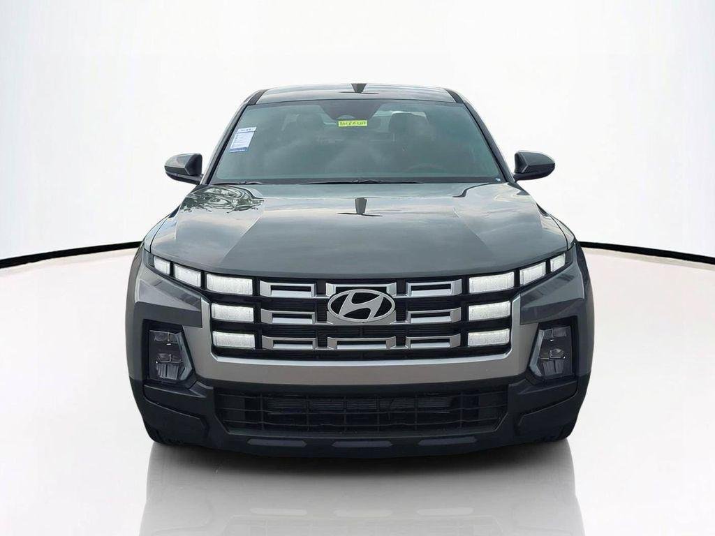 New 2027 Gray Hyundai SE FWD image 3