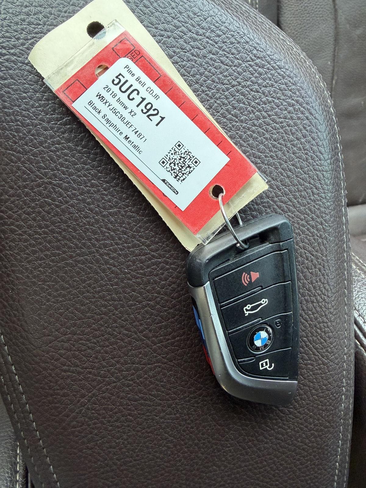 Used 2018 Black Sapphire Metallic BMW xDrive28i image 12
