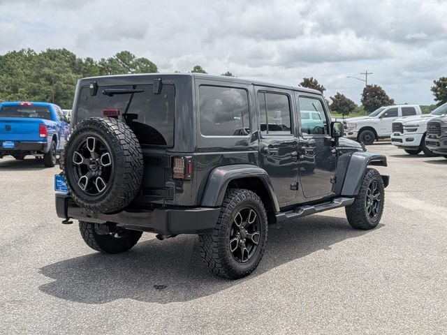 Used 2017 Black Jeep Unlimited Sahara image 6