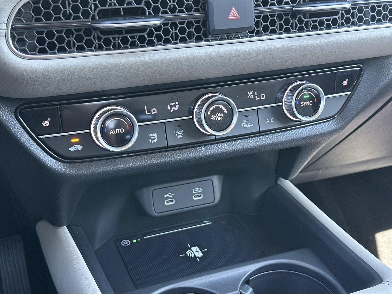 New 2027 Platinum White Pearl Honda EX-L AWD image 18