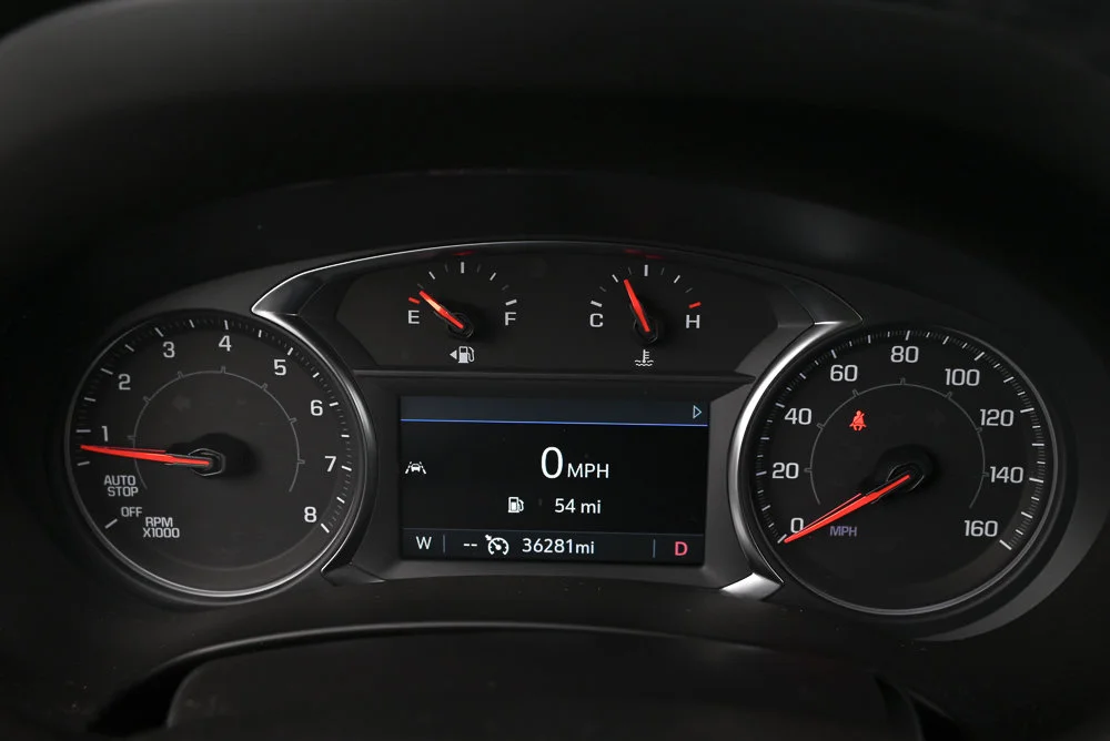 Used 2024 White GMC SLT image 7
