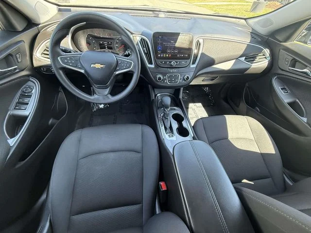 Used 2023 Black Chevrolet LT image 19
