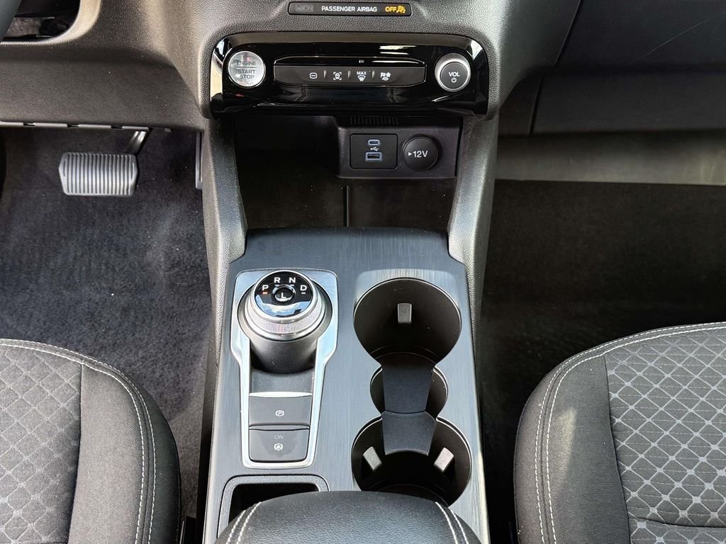 Used 2023 Silver Ford Active image 21