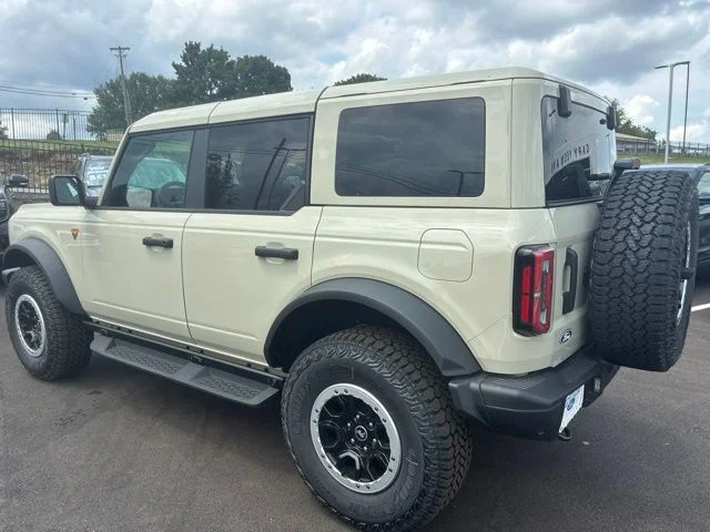 New 2026 Desert Sand Ford Badlands® image 5