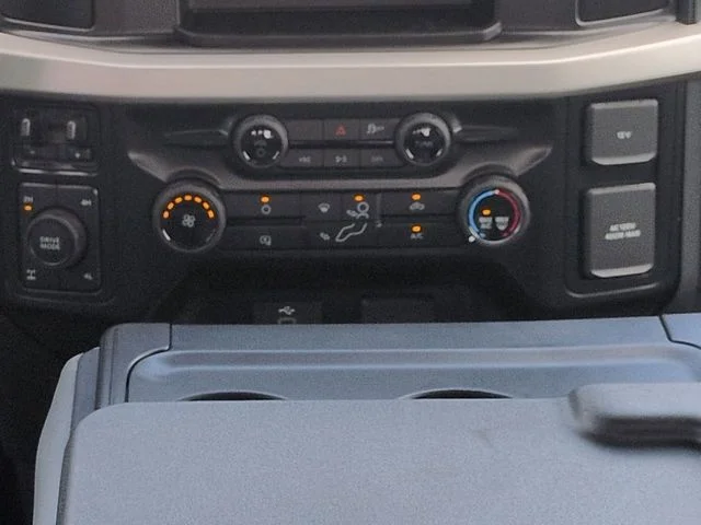 New 2026 Oxford White Ford F-250® XL image 19