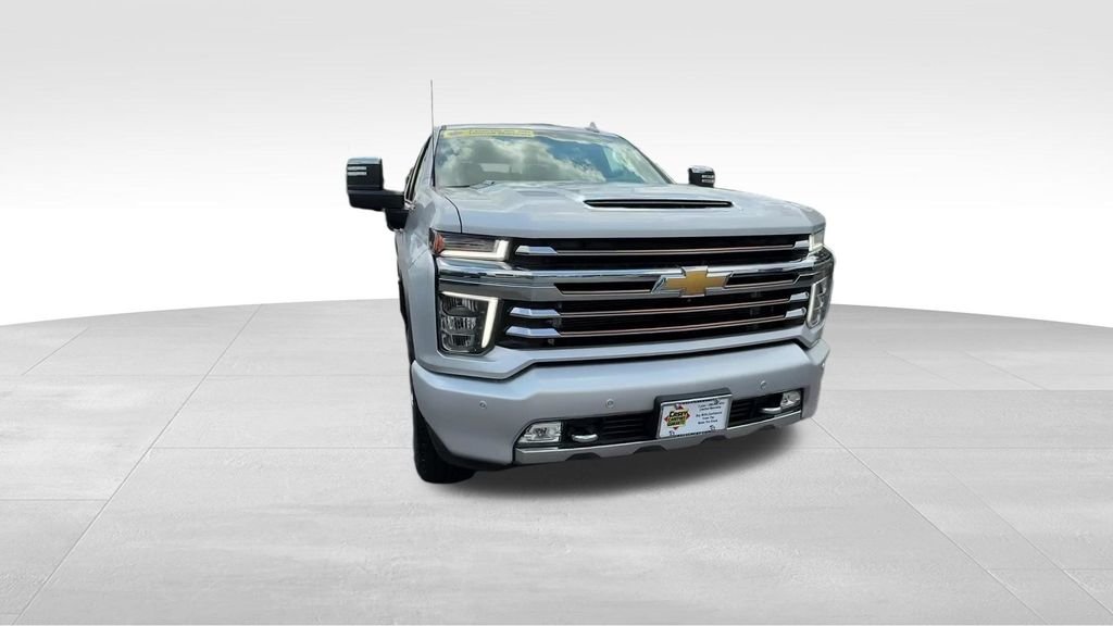 Used 2022 Silver Chevrolet High Country image 10
