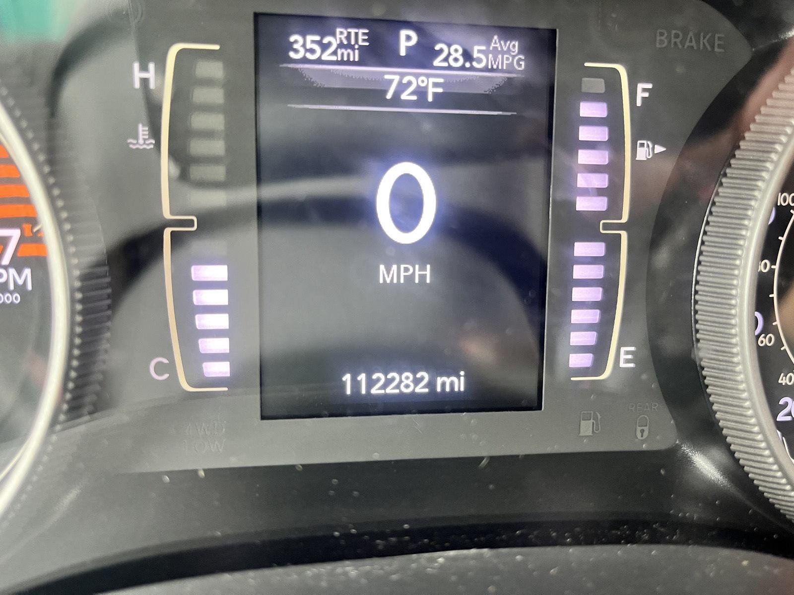 Used 2019 Velvet Red Pearlcoat Jeep Latitude image 16