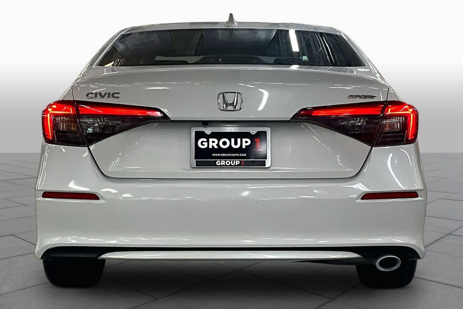 Used 2023 Platinum White Pearl Honda Sport image 5