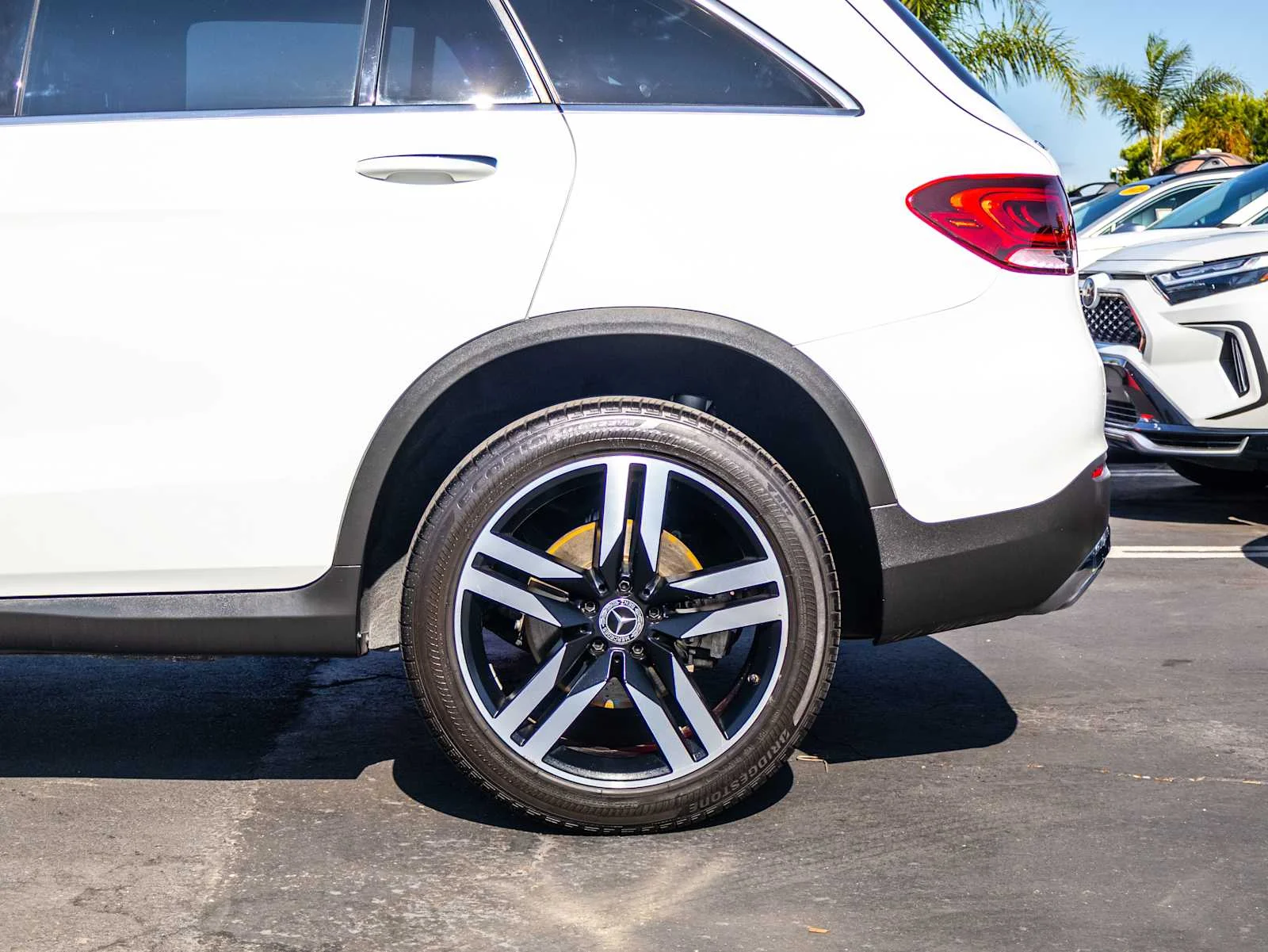 Used 2020  Mercedes-Benz GLC 300 image 8