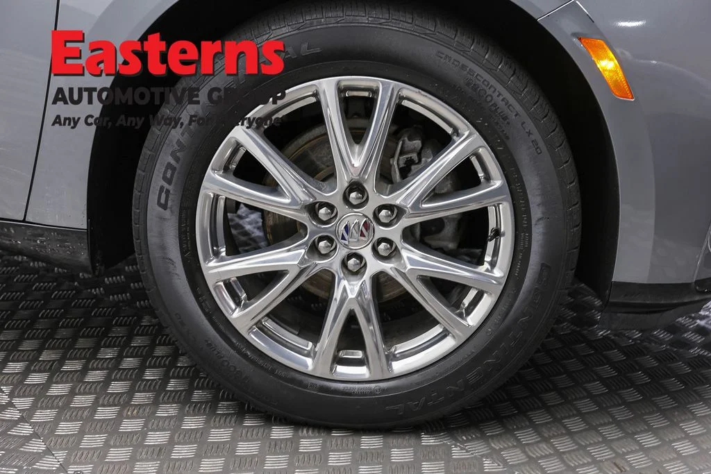 Used 2023 Gray Buick Essence image 32