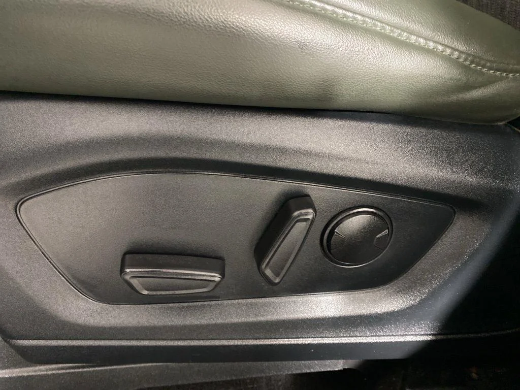 Used 2023 Black Metallic Ford Timberline image 14