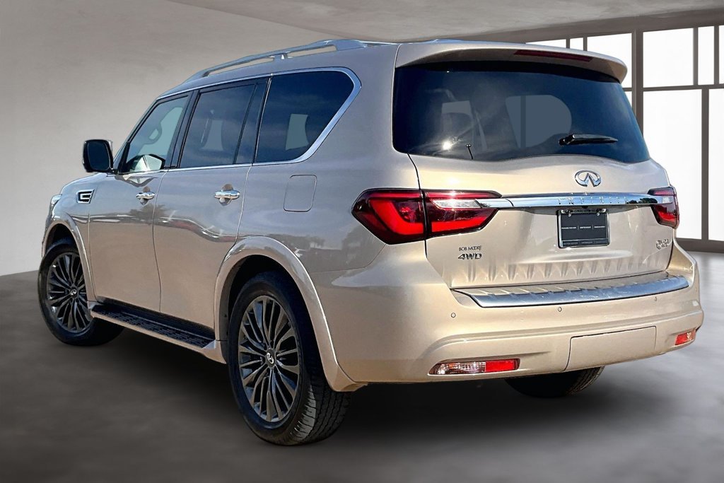 Used 2024 Beige INFINITI Sensory image 11