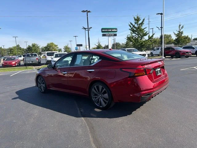 Used 2019 Red Nissan 2.0 Edition ONE image 16