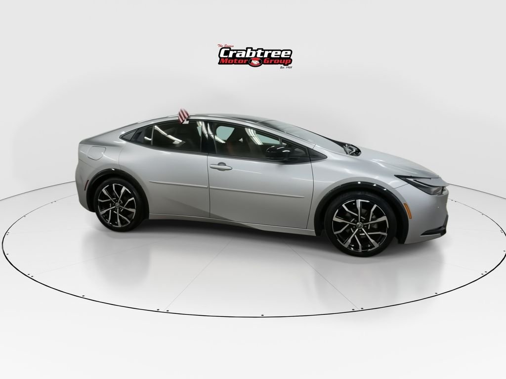 Used 2023  Toyota XSE image 9