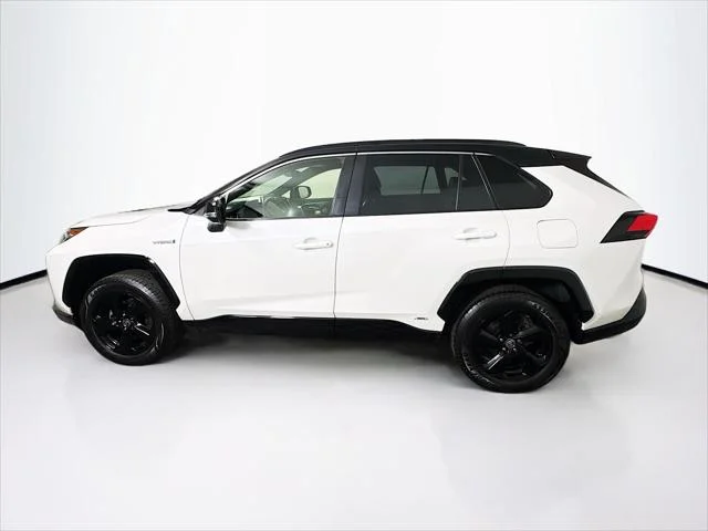 Certified Used 2020 BLIZZARD PEARL/MIDNI Toyota  image 4