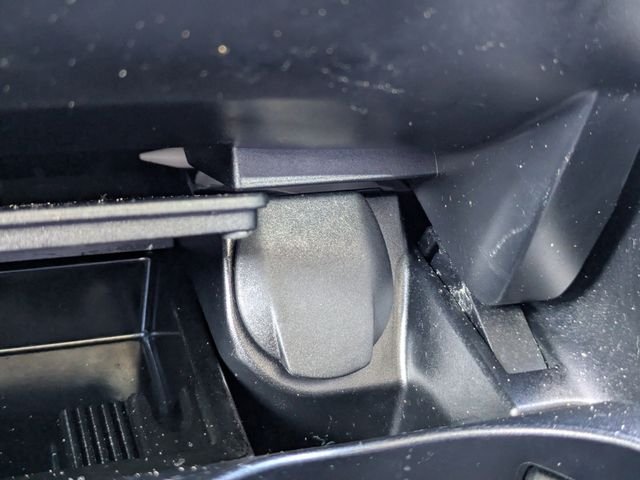 Used 2022 Gray Mercedes-Benz GLC 300 image 23