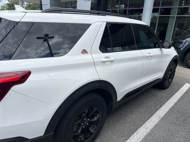 Used 2022 White Ford Timberline image 9