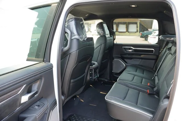 New 2026 Bright White Clear-Coat Exterior Paint RAM Laramie image 11